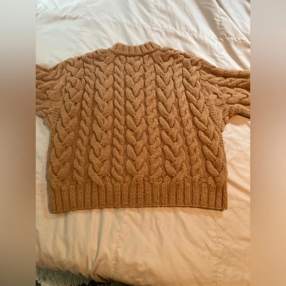 FLASH SALE!🎀DÔEN OLYMPUS🎀Sweater! VGUC! Size Medium! - Picture 14 of 16